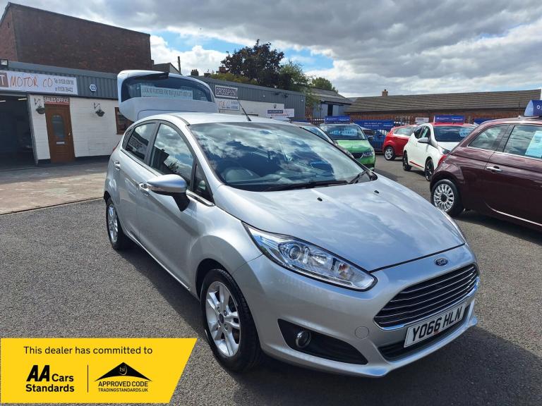 2017 Ford Fiesta 1.25 Zetec Hatchback 5dr Petrol Manual Euro 6 (82 ps) Hatchback Petrol Manual