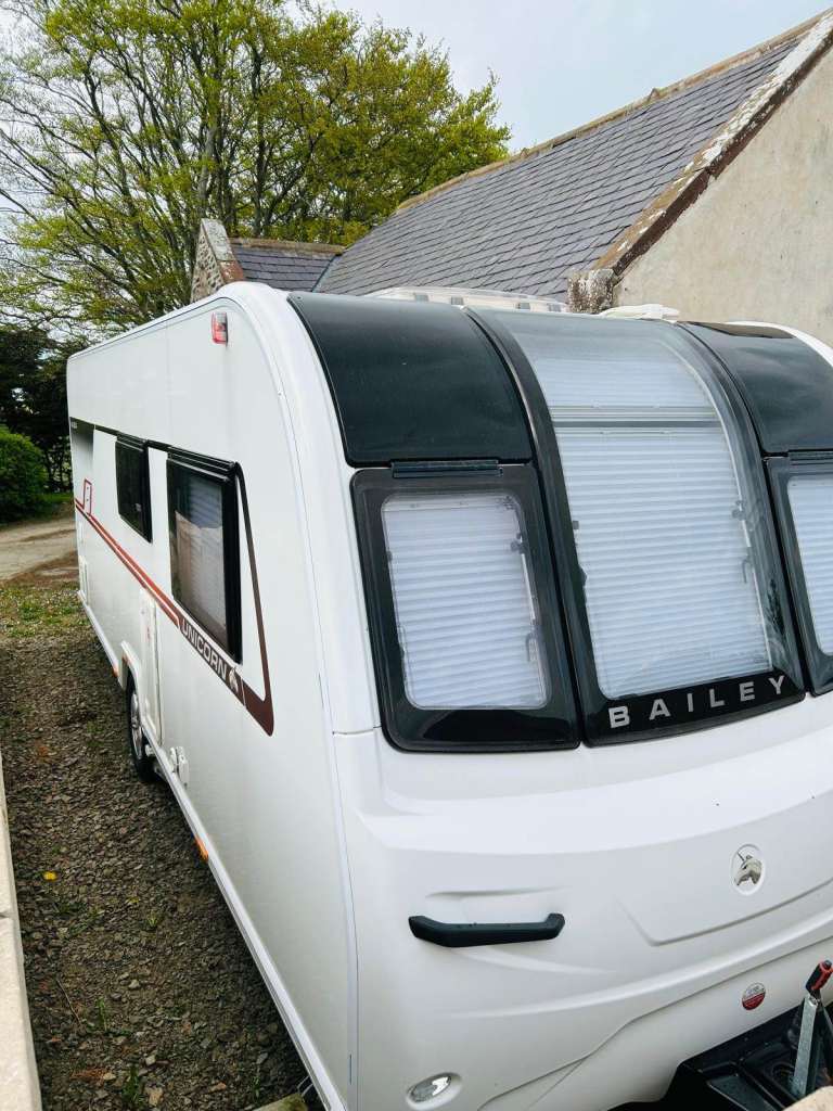 Bailey Unicorn Valencia 4 berth caravan 2018