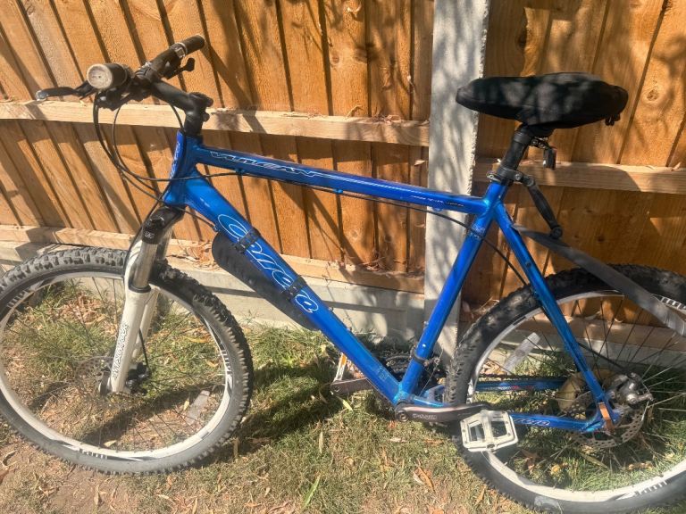 Blue Mountain Bike – Good for Spares or Repair