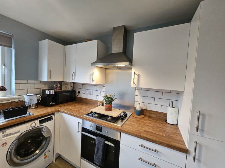 2 Bedroom House for Rent- Near Royal Infirmary 