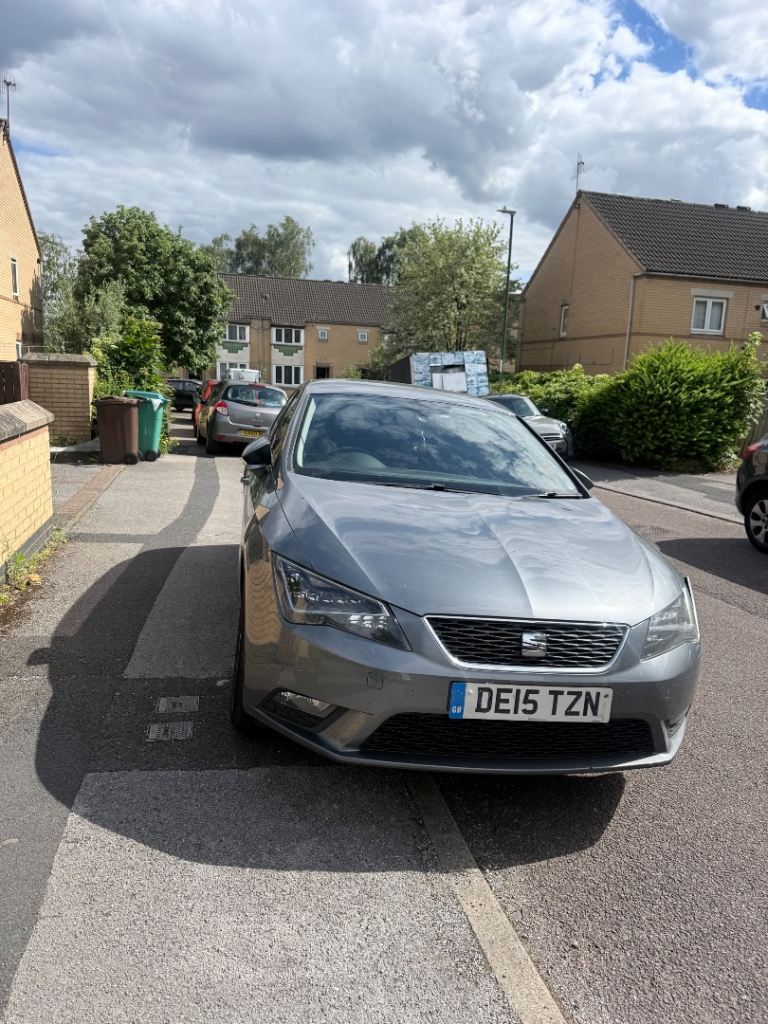 Seat, LEON, Hatchback, 2015, Semi-Auto, 1598 (cc), 5 doors