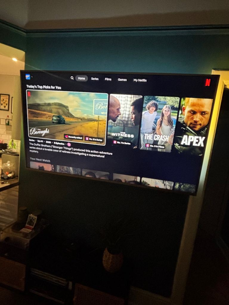 PHILIPS Ambilight 65” 4K ultra HD Tv
