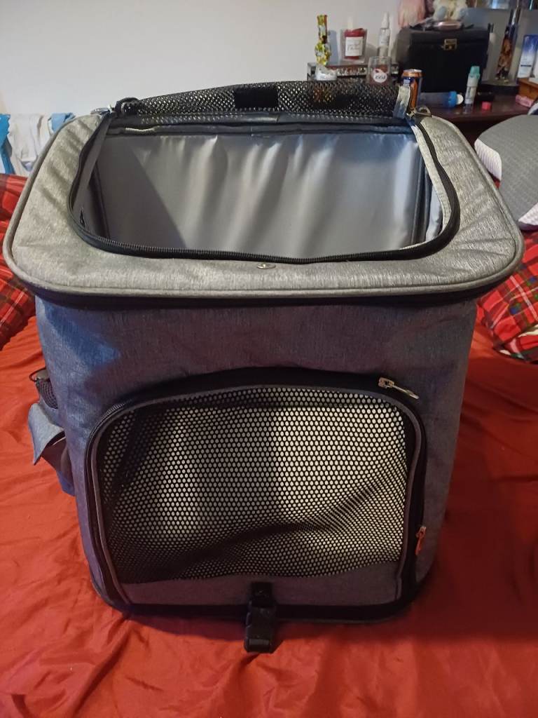 Pet Carrier Back pack style