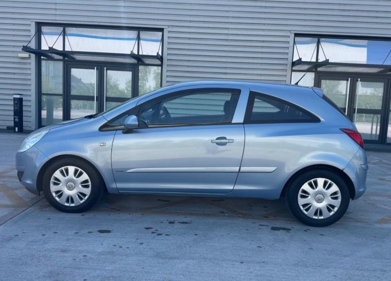 Vauxhall, CORSA, Hatchback, Manual, 1364 (cc), 3 doors