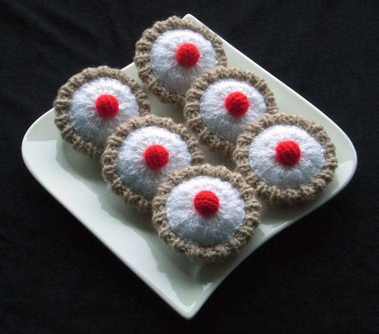 6 Hand Knitted Cherry Bakewell Tarts - Toy Food!