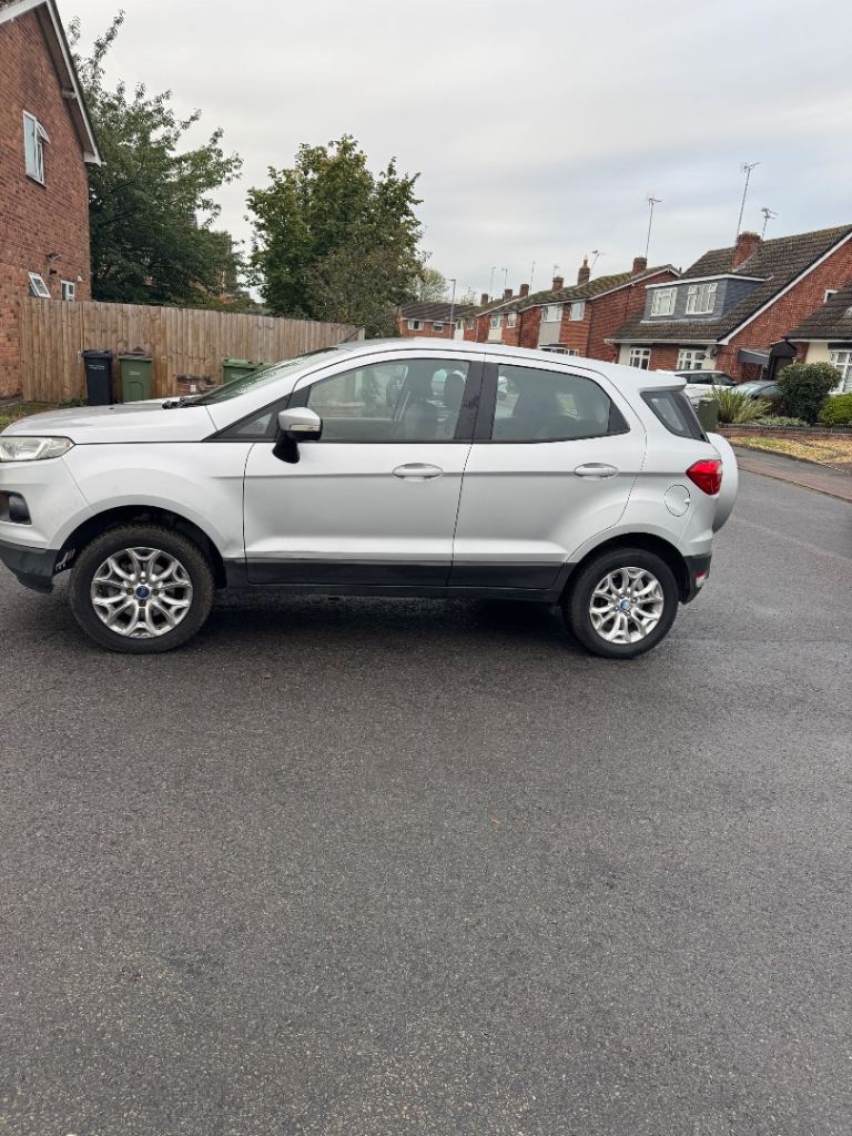 Ford, ECOSPORT, Hatchback, 2015, Manual, 999 (cc), 5 doors