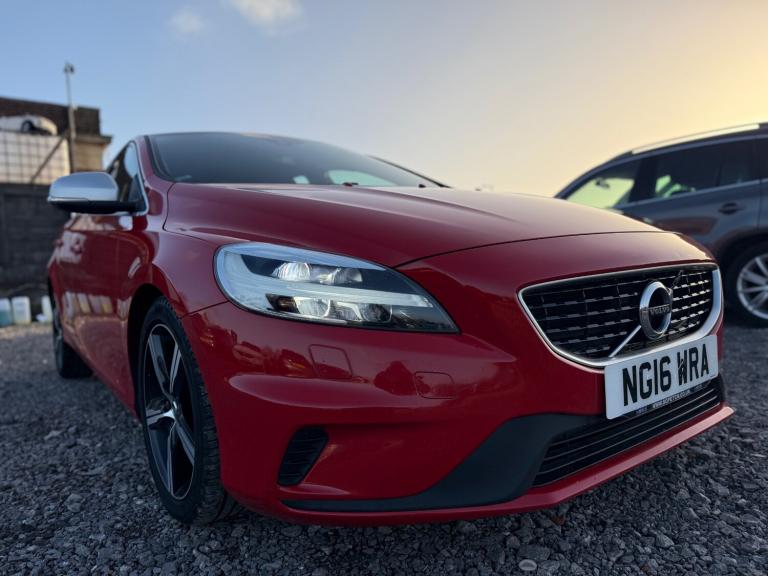 2016 Volvo V40 T2 [122] R DESIGN 5dr Geartronic HATCHBACK Petrol Automatic