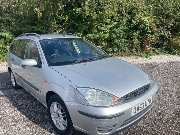 FORD FOCUS 1.6 AUTOMATIC ESTATE 53 REG 23 SERVICE STAMPS TIMING BELT REPLACED MOT FEBRUARY 12TH 2027