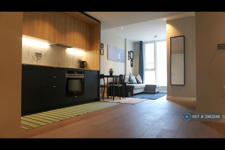 Studio flat in Gasholder Place, London, SE11 (#2963248)