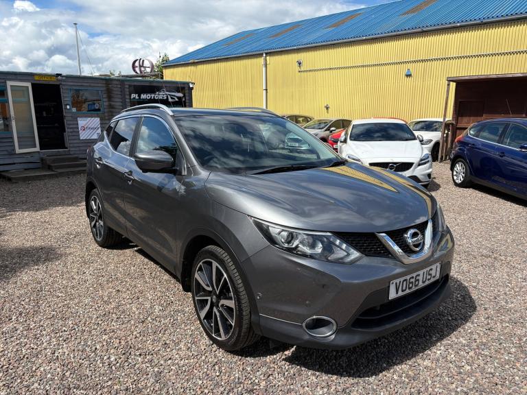 2016 Nissan Qashqai 1.6 dCi Tekna SUV 5dr Diesel XTRON 2WD Euro 6 (s/s) (130 ps) SUV Diesel Autom...