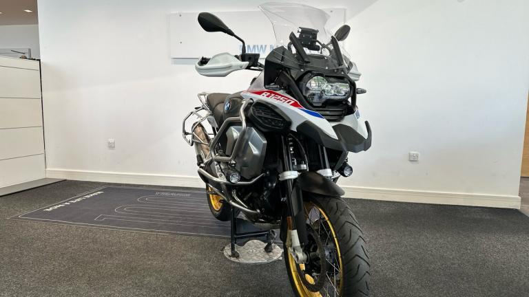 2022 BMW R1250 BMW R1250 GS Adventure DUEL Petrol Manual