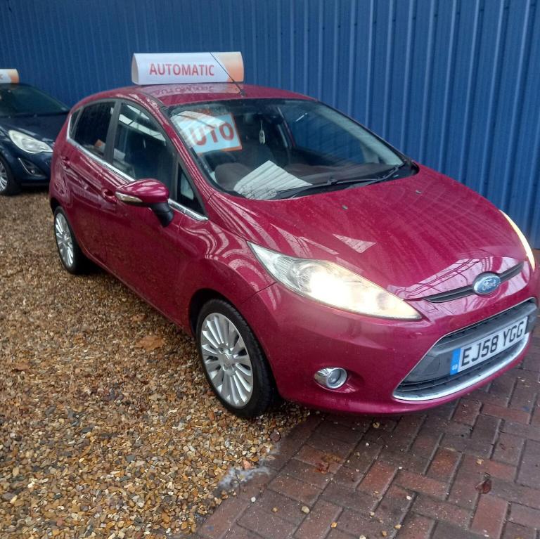 FORD FIESTA 1.4 Titanium 5dr 2009