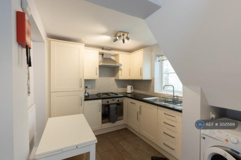 1 bedroom in Upper Bath Street, Cheltenham, GL50 (#3021569)