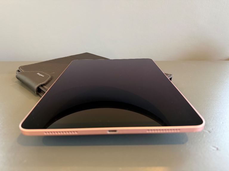 iPad Air 4th Gen 64GB WiFi USB-C 