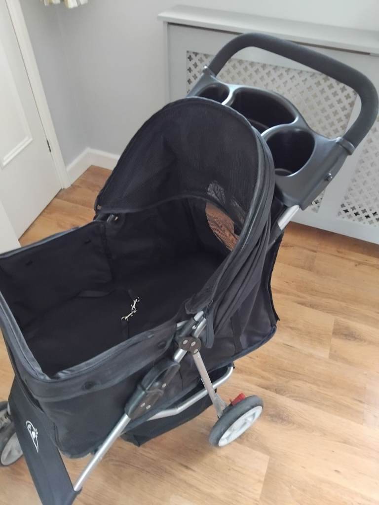 Dog/pet pushchair 