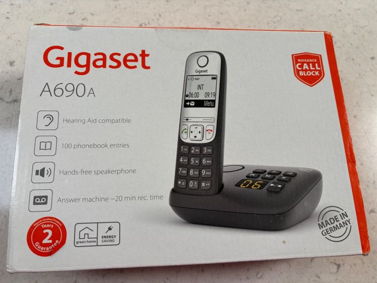Gigaset A690A handset and answering machine 