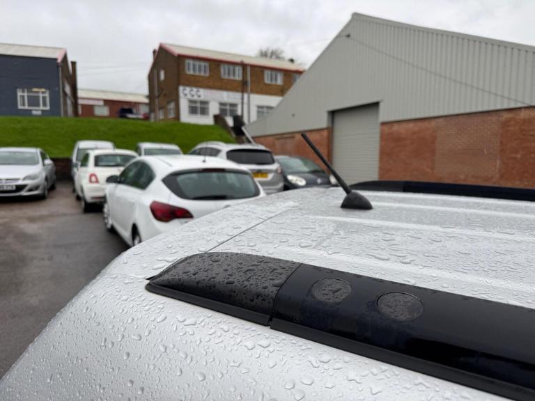 SUZUKI GRAND VITARA 2.4 VVT SZ5 4WD Euro 5 5dr 2011