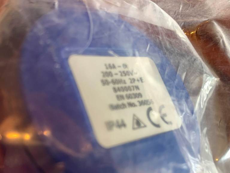 Caravan Mains Hook Up Cable 25m – 90° Connector - Original Bailey equipment - Unused