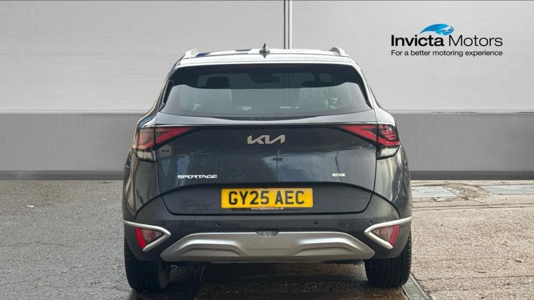 2025 Kia Sportage 1.6T GDi 207hp HEV Hybrid 3 5dr Auto with Nav  Rea Hybrid