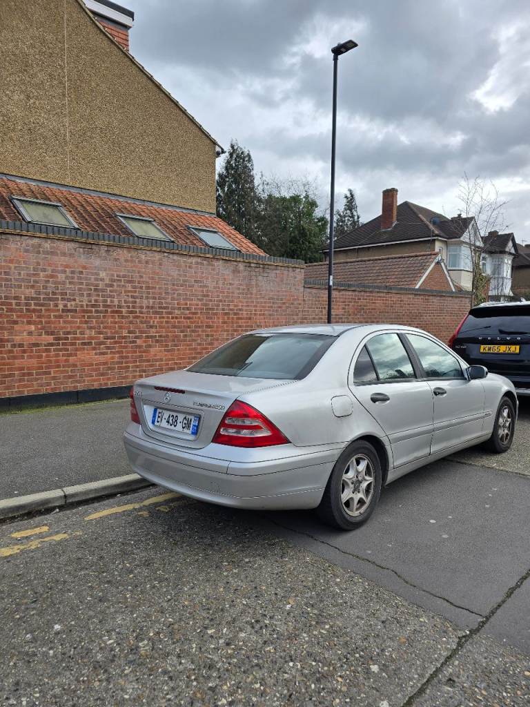 Mercedes C200 For Sale - £600 