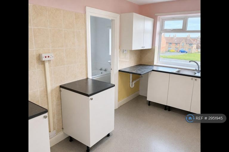2 bedroom flat in Hodgsons Road, Blyth, NE24 (2 bed) (#2951945)