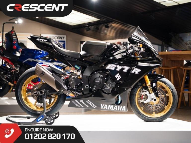 YAMAHA YZF-R1 TRACK BIKE - OFFICIAL 44 TEETH RACE BIKE - LOADED WITH GYTR PARTS 