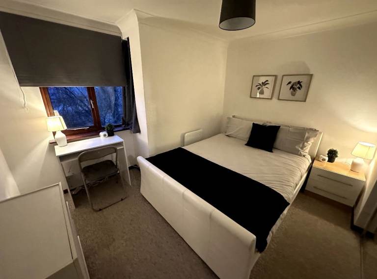 Spacious Furnished One-Bedroom Apartment Close to Cambridge City Centre