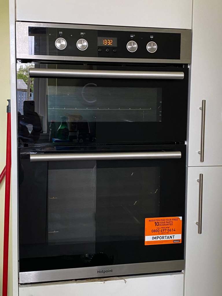 REDUCED - Hotpoint Built-in Double Oven (DD2 844 C IX)