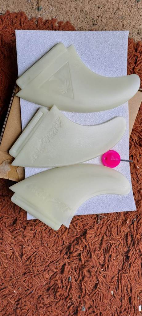 Catch Surf Hi-Perf Thruster Fin Set Surfboard fins