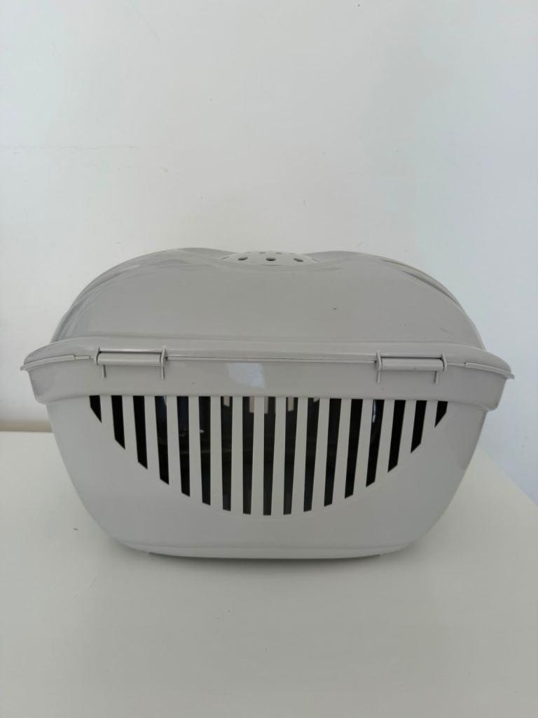Pets at Home Rabbit, Guinea Pig and Chinchilla Carrier 4 