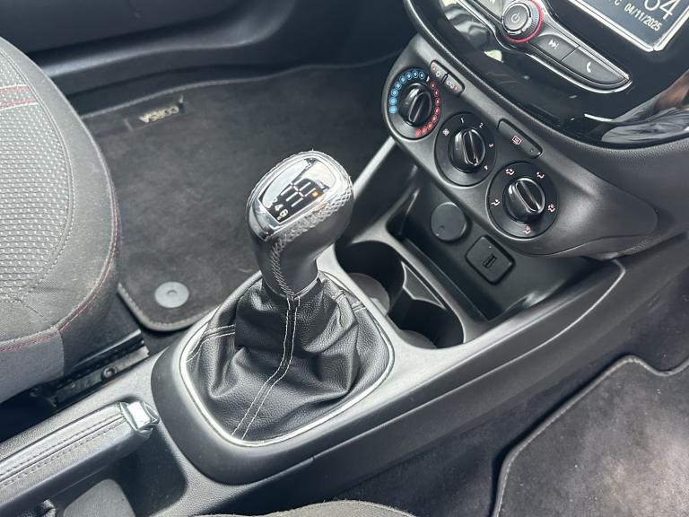 VAUXHALL CORSA 1.4 i Turbo White Edition 2017