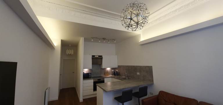 1 Bedroom Main Door Flat, Newly Refurbished to very high standard, £850 PCM