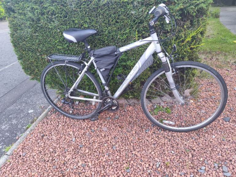 Apollo Hybrid Gents Bike - great condition.