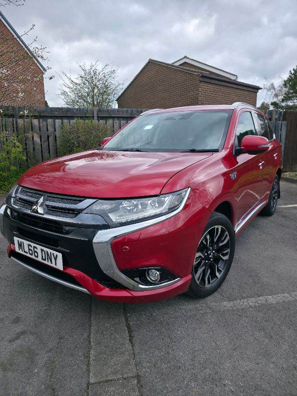 Mitsubishi Outlander PHEV - 66 Plate - Stunning Red
