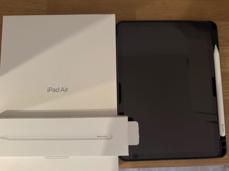 iPad Air 11” (M2), Apple Pencil Pro