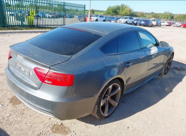 Audi A5 Black Edition, Sportback, Semi-Auto, 5 doors
