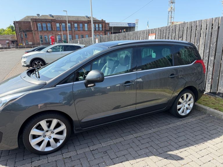 Peugeot, 5008, MPV, 2016, Semi-Auto, 1560 (cc), 5 doors
