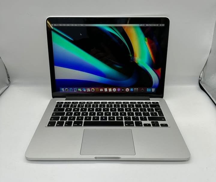 Apple MacBook Pro 2015 – 13.3" Retina Display, Intel i5, 8GB RAM, 128GB SSD