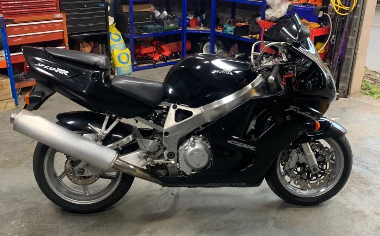 Honda Fireblade 919RR 1998. £1600 ono