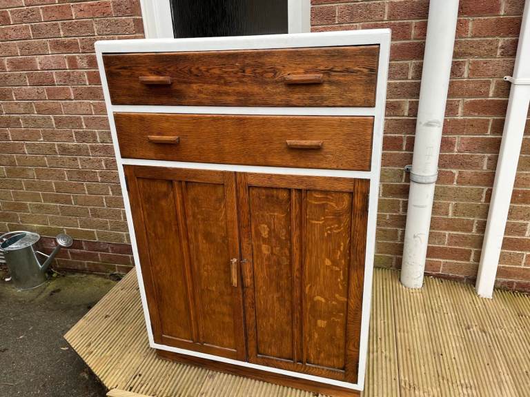 Solid wooden unit - Lovely grain - Price reduced