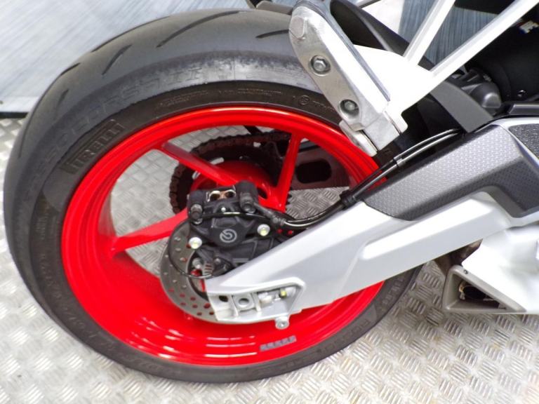 2022 APRILIA TUONO 660 WITH ONLY 1516 MILES FROM NEW