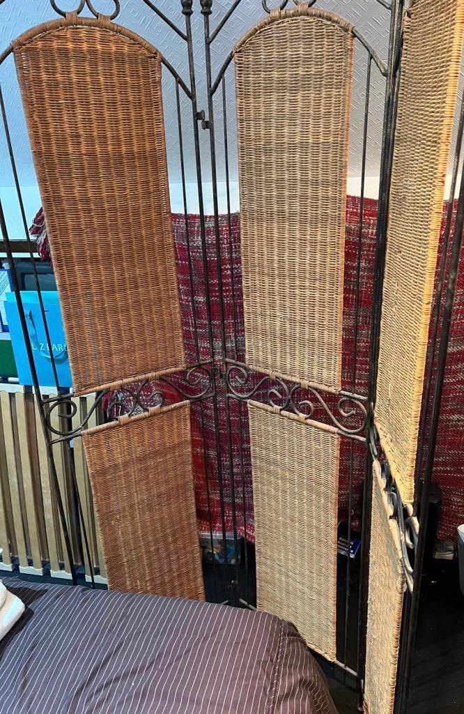 Vintage/retro room divider 