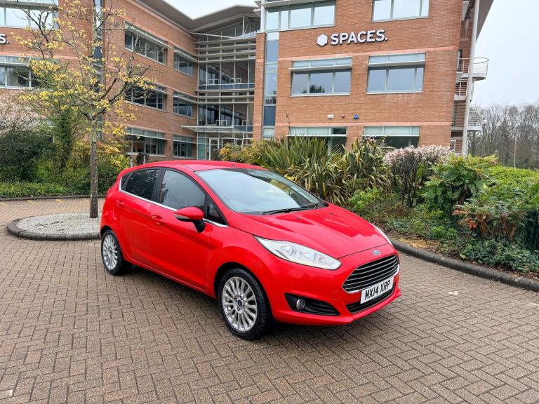 2014 Ford Fiesta 1.6 Titanium Hatchback 5dr Petrol Powershift Euro 5 (105 ps)