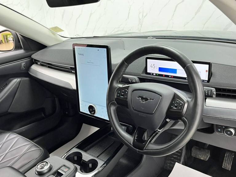 2021 Ford Mustang Mach-E Standard Range 70kWh SUV 5dr Electric Automatic (269 ps) HATCHBACK ELECT...