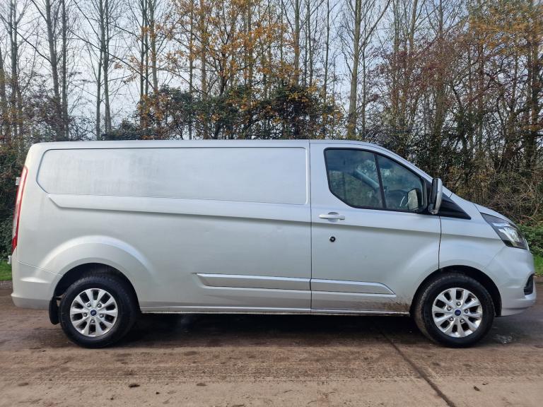 2021 Ford Transit Custom Silver LWB  Drives Perfect  7m MOT  LTD Top Spec