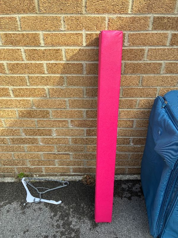 Balance bar gymnastics 