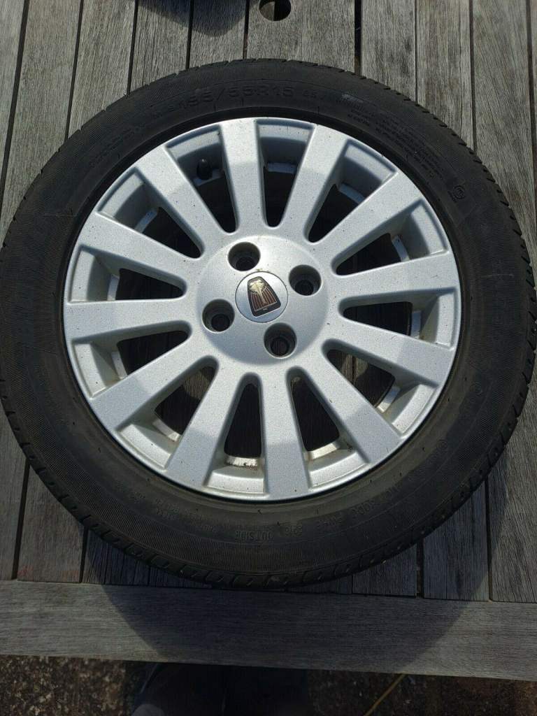 Rover 45 15" Car Alloy Wheel with tyre, very good condition.