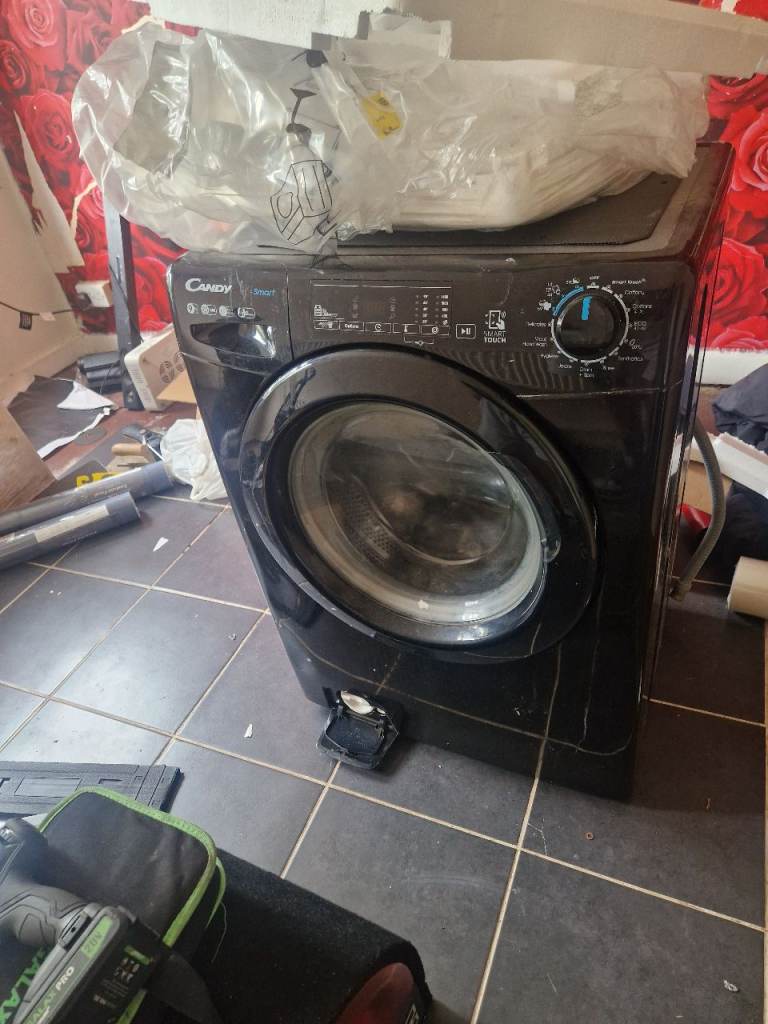 Candy Smart Washing Machine - Black, Good Condition