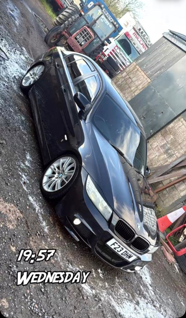 BMW, 3 SERIES, Saloon, 2011, Manual, 1995 (cc), 4 doors