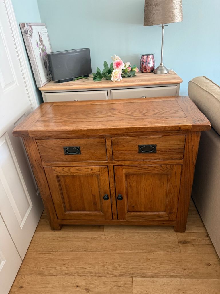 Barker and Stonehouse solid oak sideboard in great condition